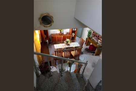 Casa à venda com 177m², 4 quartos e 2 vagas