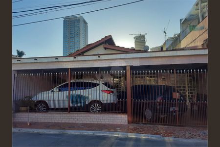Casa à venda com 100m², 2 quartos e 2 vagas