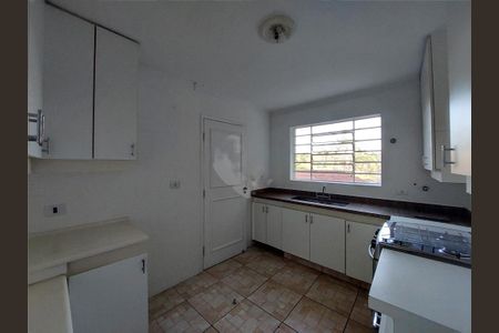 Casa à venda com 122m², 3 quartos e 2 vagas