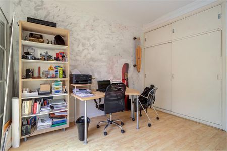 Casa de condomínio à venda com 329m², 4 quartos e 3 vagas
