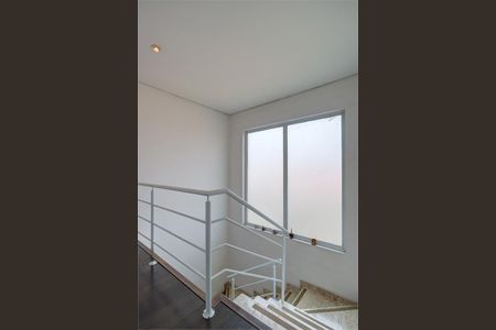Casa de condomínio à venda com 329m², 4 quartos e 3 vagas