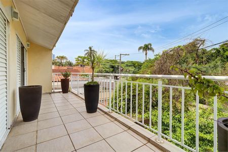 Casa de condomínio à venda com 329m², 4 quartos e 3 vagas