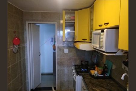 Apartamento à venda com 70m², 2 quartos e sem vaga