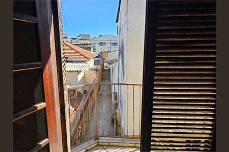 Casa à venda com 290m², 3 quartos e 3 vagas