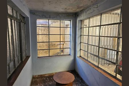 Casa à venda com 290m², 3 quartos e 3 vagas