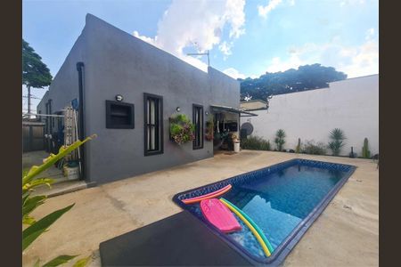 Casa à venda com 172m², 3 quartos e 2 vagas