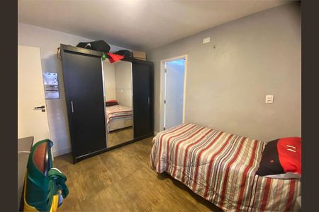 Casa à venda com 184m², 2 quartos e 3 vagas