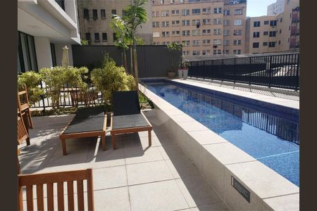 Apartamento à venda com 30m², 1 quarto e 1 vaga