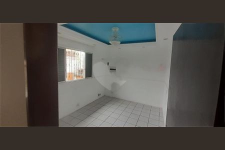 Casa à venda com 84m², 3 quartos e 2 vagas