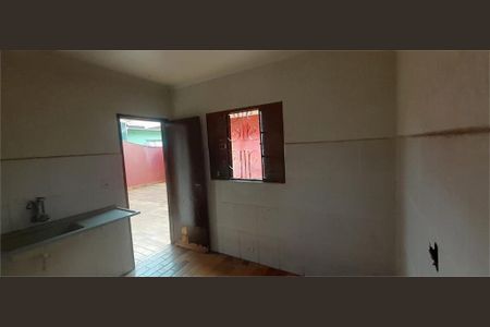Casa à venda com 84m², 3 quartos e 2 vagas