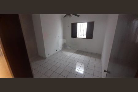 Casa à venda com 84m², 3 quartos e 2 vagas