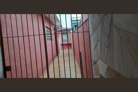 Casa à venda com 84m², 3 quartos e 2 vagas