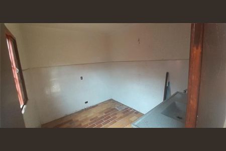 Casa à venda com 84m², 3 quartos e 2 vagas