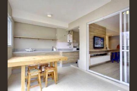 Apartamento à venda com 75m², 2 quartos e 1 vaga