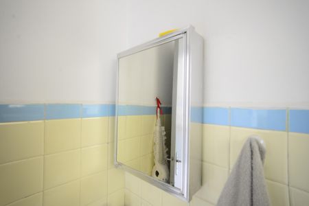 Casa à venda com 126m², 2 quartos e 2 vagasBanheiro de Serviço