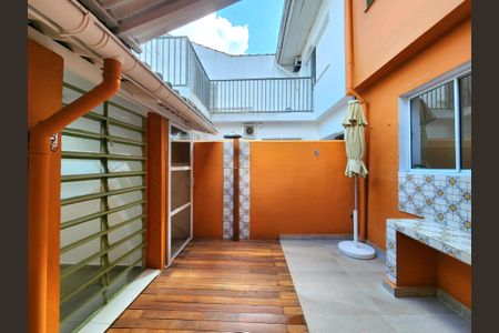 Casa à venda com 100m², 2 quartos e 1 vaga Casa à venda com 100m², 2 quartos e 1 vagaÁrea de Serviço