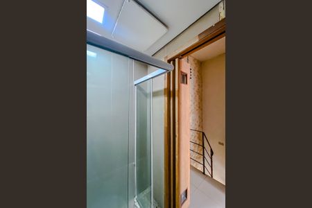 Casa à venda com 175m², 4 quartos e 1 vagaBanheiro