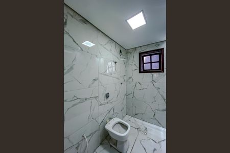 Casa à venda com 175m², 4 quartos e 1 vagaBanheiro 2