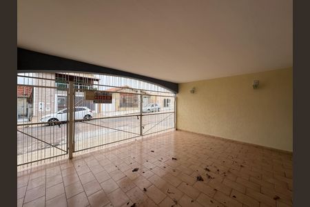 Casa à venda com 202m², 3 quartos e 2 vagasGaragem