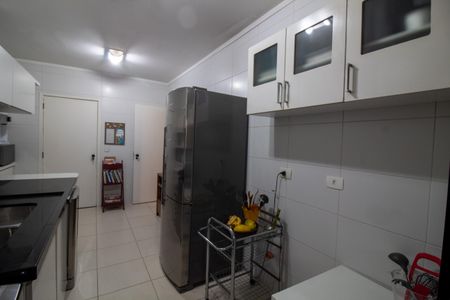 Apartamento à venda com 131m², 4 quartos e 2 vagas Apartamento à venda com 131m², 4 quartos e 2 vagasCozinha