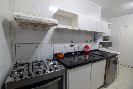 Apartamento à venda com 131m², 4 quartos e 2 vagas Apartamento à venda com 131m², 4 quartos e 2 vagasCozinha