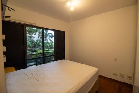 Apartamento à venda com 131m², 4 quartos e 2 vagas Apartamento à venda com 131m², 4 quartos e 2 vagasSuíte 1