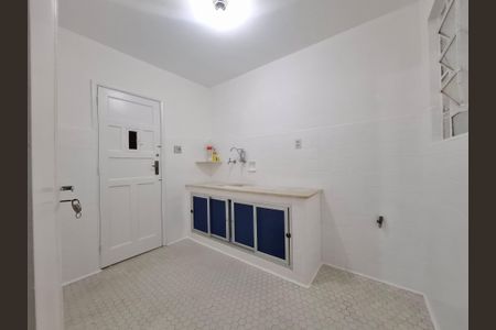 Apartamento à venda com 61m², 2 quartos e sem vaga Apartamento à venda com 61m², 2 quartos e sem vagaCozinha