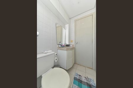 Casa de condomínio à venda com 96m², 3 quartos e 3 vagasBanheiro da Suíte