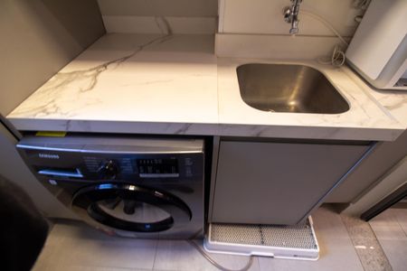 Apartamento à venda com 75m², 2 quartos e 1 vagaÁrea de Serviço