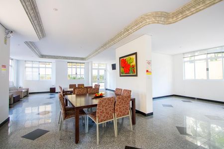 Apartamento à venda com 68m², 2 quartos e 1 vaga Apartamento à venda com 68m², 2 quartos e 1 vagaÁrea comum - Salão de festas