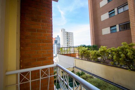 Apartamento à venda com 68m², 2 quartos e 1 vaga Apartamento à venda com 68m², 2 quartos e 1 vagaVaranda do Quarto