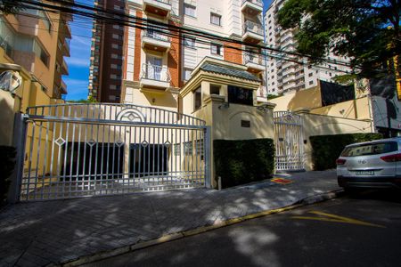 Apartamento à venda com 68m², 2 quartos e 1 vaga Apartamento à venda com 68m², 2 quartos e 1 vagaFachada