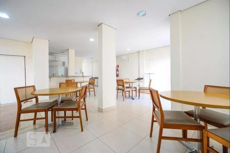 Apartamento à venda com 65m², 3 quartos e 1 vaga Apartamento à venda com 65m², 3 quartos e 1 vagaÁrea comum