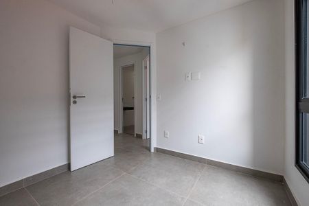 Casa de condomínio à venda com 225m², 3 quartos e 3 vagas Casa de condomínio à venda com 225m², 3 quartos e 3 vagasQuarto 3