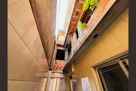 Casa à venda com 270m², 6 quartos e sem vaga