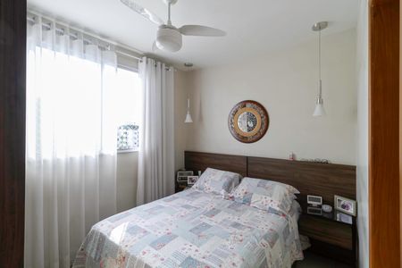 Apartamento à venda com 75m², 3 quartos e 2 vagas Apartamento à venda com 75m², 3 quartos e 2 vagasSuíte