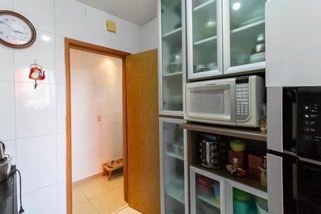Apartamento à venda com 75m², 3 quartos e 2 vagas Apartamento à venda com 75m², 3 quartos e 2 vagasCozinha