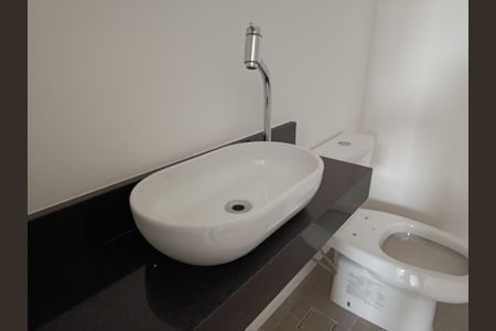 Casa à venda com 256m², 3 quartos e 3 vagasBanheiro