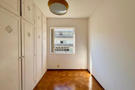 Apartamento à venda com 114m², 3 quartos e 1 vaga Apartamento à venda com 114m², 3 quartos e 1 vagaQuarto 1
