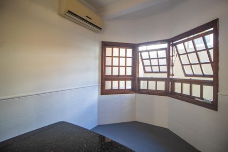 Casa à venda com 267m², 3 quartos e 2 vagasCozinha