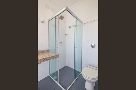 Casa à venda com 267m², 3 quartos e 2 vagasBanheiro da Suíte