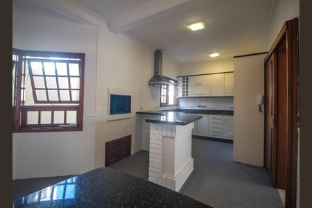 Casa à venda com 267m², 3 quartos e 2 vagasChurrasqueira