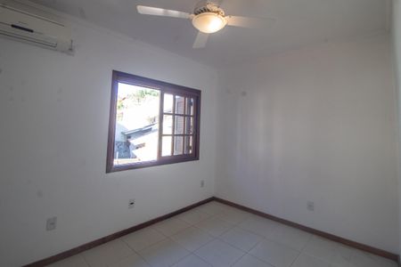 Casa à venda com 267m², 3 quartos e 2 vagasQuarto 2