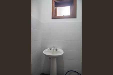 Casa à venda com 267m², 3 quartos e 2 vagasBanheiro de Serviço