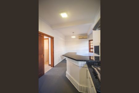 Casa à venda com 267m², 3 quartos e 2 vagasCozinha