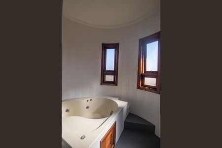 Casa à venda com 267m², 3 quartos e 2 vagasBanheiro da Suíte