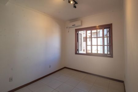 Casa à venda com 267m², 3 quartos e 2 vagasQuarto 1