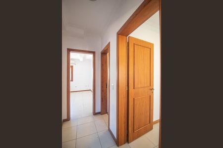 Casa à venda com 267m², 3 quartos e 2 vagasCorredor