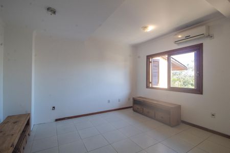 Casa à venda com 267m², 3 quartos e 2 vagasSuíte
