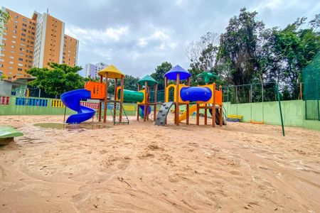 Apartamento à venda com 62m², 2 quartos e 2 vagasÁrea comum - Playground